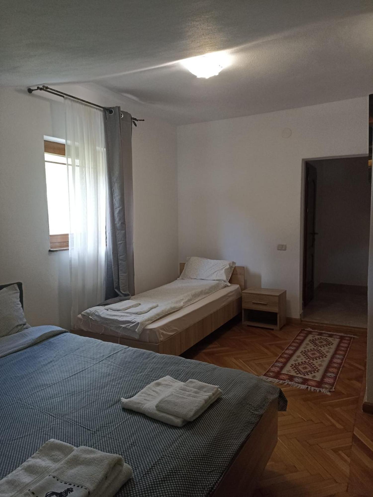 Pensiunea Costesti Costeşti Exterior foto